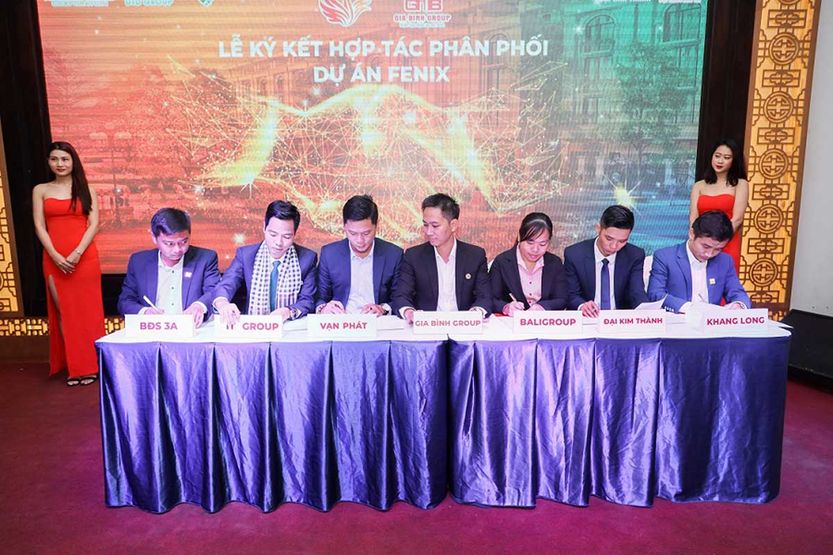 Fenix City Hậu Giang Su kien Le ra quan va ky ket hop tac Fenix City - Fenix City Hậu Giang